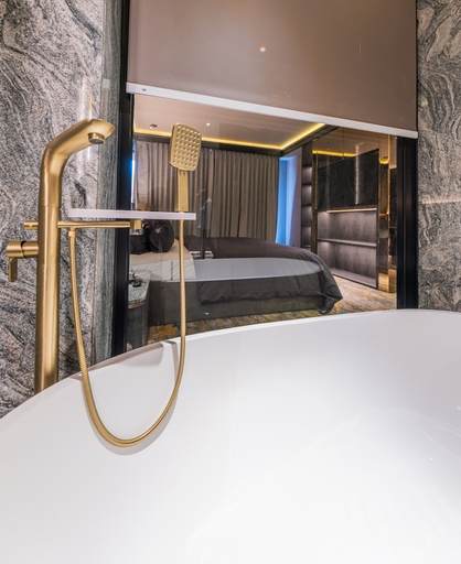 bedroom 23