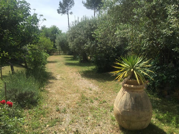 Others 5, Le Mas du Sud, Var