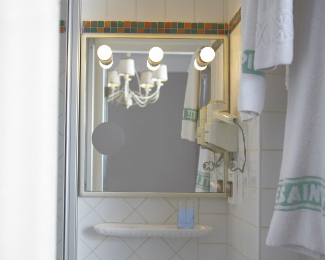 Bathroom, Hotel Saint Pierre Paris, Paris