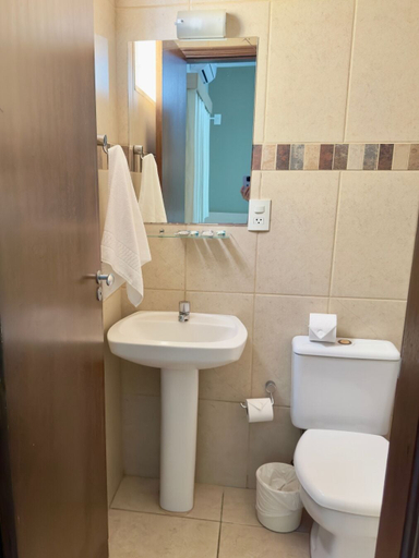 Bathroom 4, Hotel Villa Rebellato, Olímpia