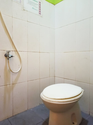 Bathroom 5, Hotel O Wisma Hulubalang, Palembang