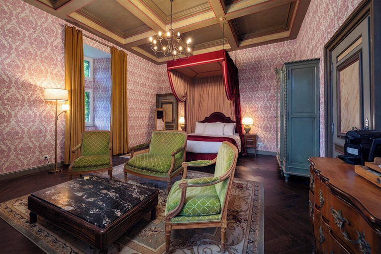 Bedroom 3, Le Chateau De Candie, Savoie