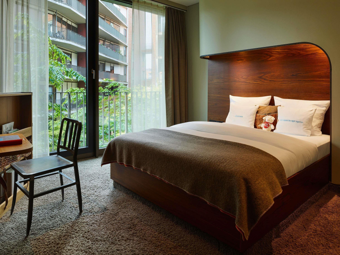 Bedroom 1, 25hours Hotel HafenCity, Hamburg