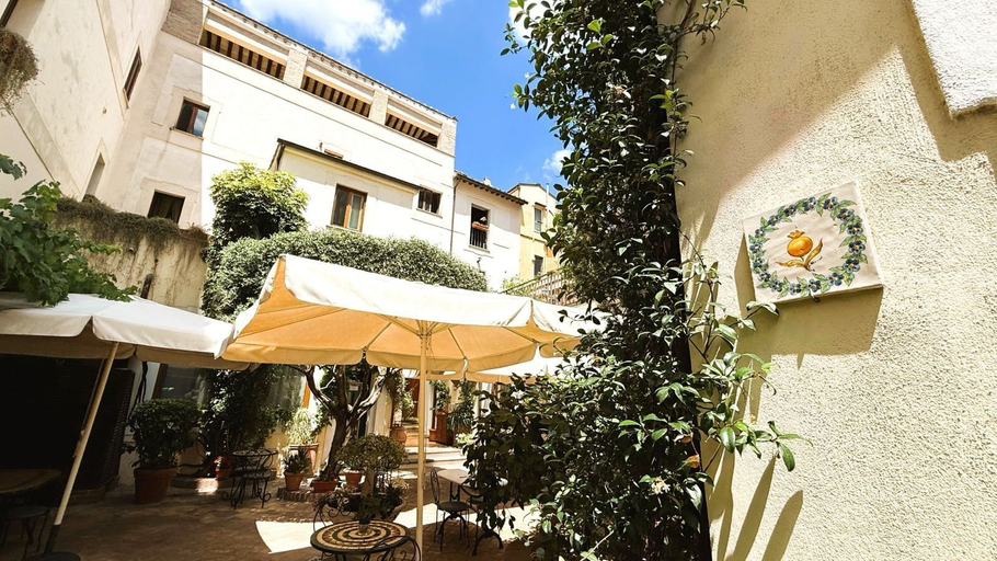 Exterior & Views 2, Relais Le Clarisse a Trastevere, Roma