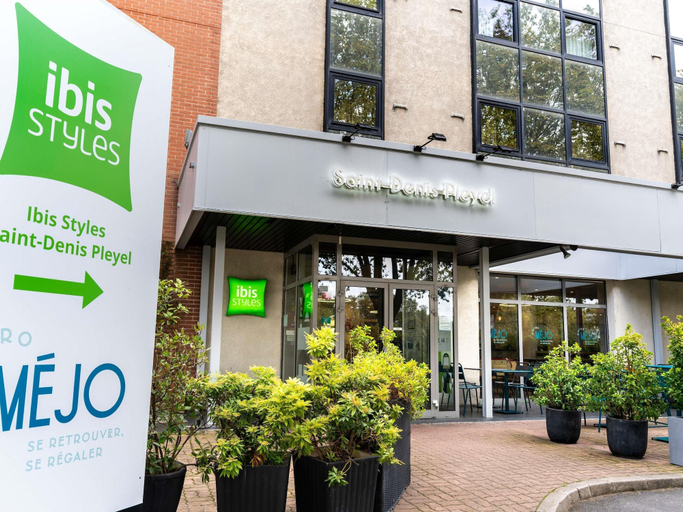 Exterior & Views 2, ibis Styles Paris Saint Denis Pleyel, Seine-Saint-Denis