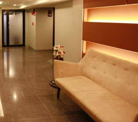 Others 4, The Bangkok Major Suite, Chatuchak