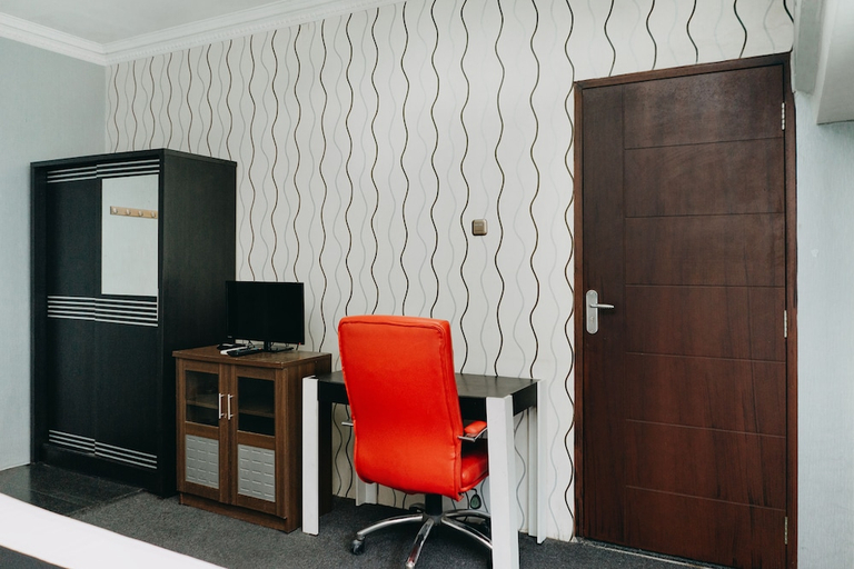 Others 5, DS Residence 34 Gang Pinggir, Semarang