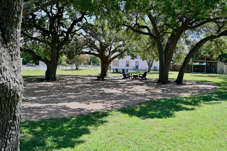 Others 5, Blanco County Inn & Guesthouses, Blanco