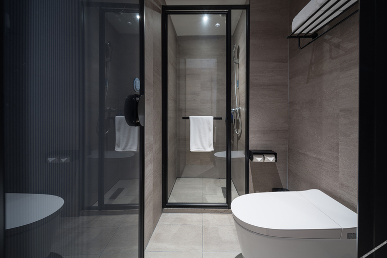 Bathroom 3, Hanting Hotel Yantai Laizhou West Culture Road, Yantai