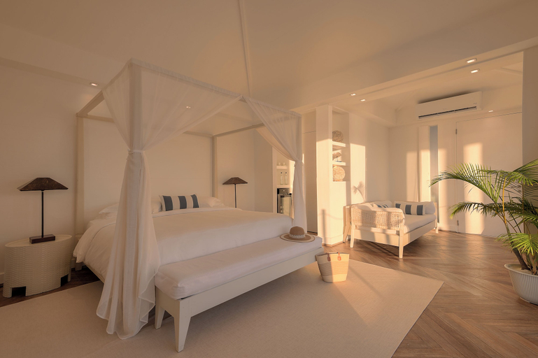 Bedroom 4, Diamonds Athuruga Maldives Resort & Spa, North Ari Atoll