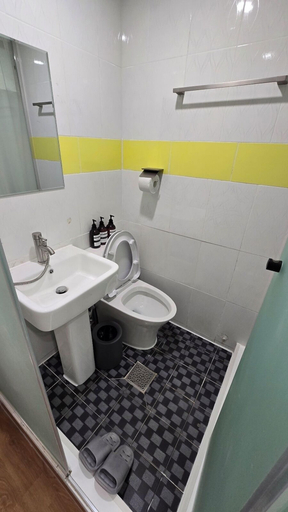 Bathroom 5, ZIYOLK MYEONGDONG, Jung