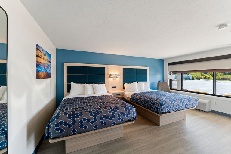 Bedroom 4, Pilgrim Sands on Long Beach, Plymouth