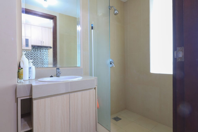 Bathroom 3, U Residence 2 by Ana Room, Tangerang