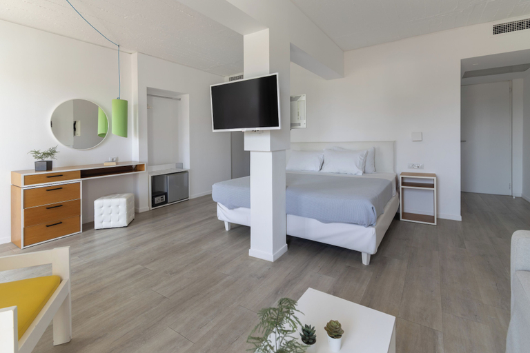 Bedroom 3, Marathon Beach Resort, Attica