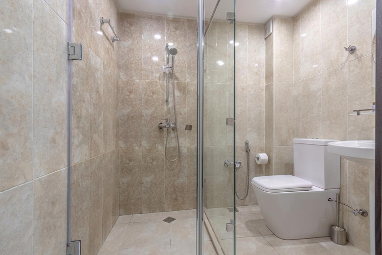 Others 5, Deluxe Hotel, Baku