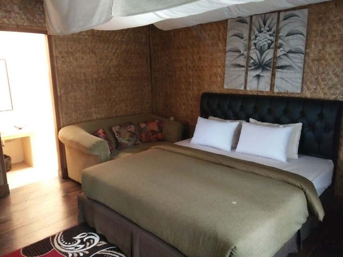 bedroom 28