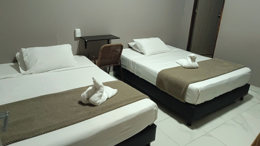 Bedroom 2, Hotel Simon Plaza, Dosquebradas