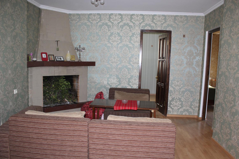 Others 2, Nunua's Bed and Breakfast, Tbilisi