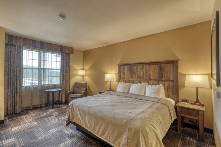 Bedroom 3, The Lodge at Deadwood Gaming Resort, Lawrence