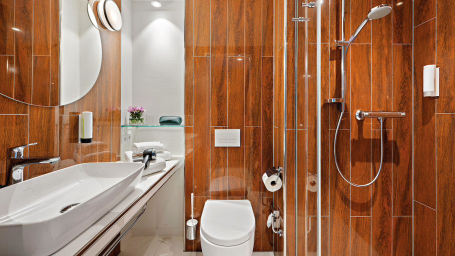 Bathroom 5, Hey Lou Hotel Frankfurt Airport, Groß-Gerau
