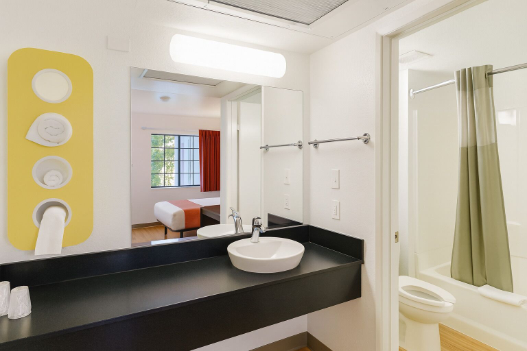 Bathroom 5, Motel 6 Thousand Oaks, CA, Ventura