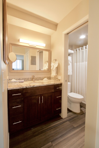 Bathroom, Royal Kuhio, Honolulu