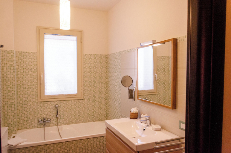 Bathroom 4, B&B PrimaClasse, Catania