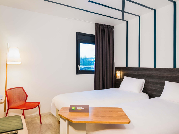 Bedroom 3, Ibis Styles Rouen Val De Reuil, Eure