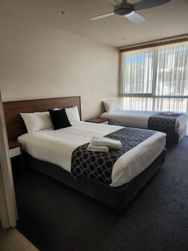 Bedroom 3, Jane Eliza Motor Inn, Swan Hill - Central
