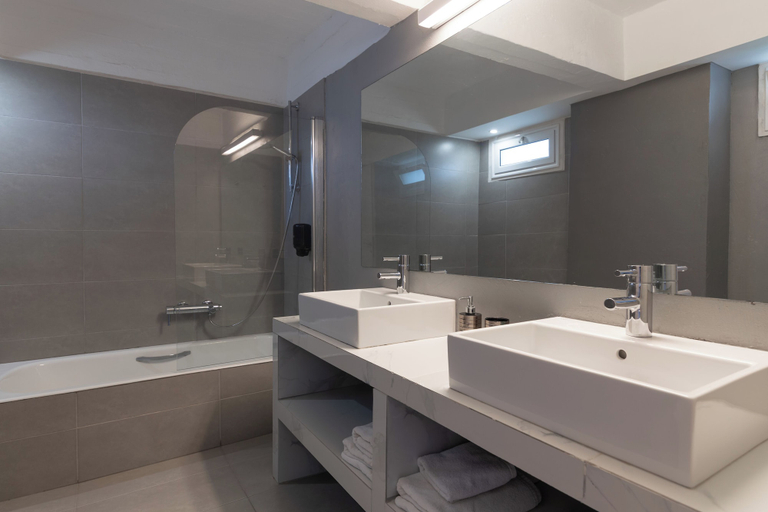 Bathroom 4, Marathon Beach Resort, Attica