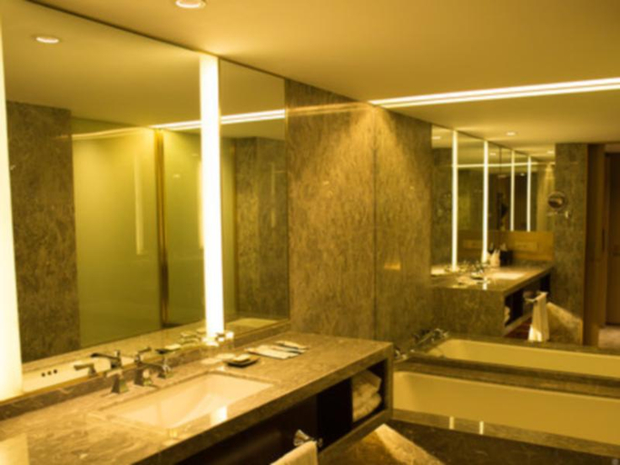 Bathroom 3, Grand Sky Hotel, Jiamusi