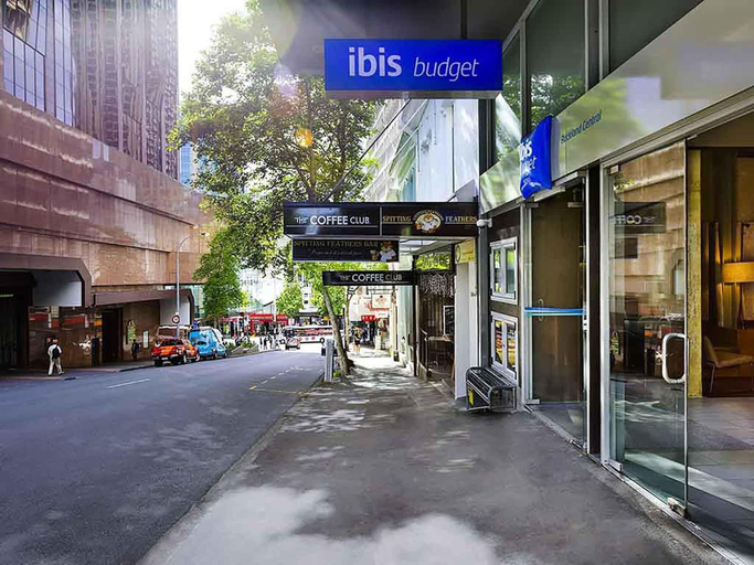 Exterior & Views 5, ibis budget Auckland Central, Waitakere