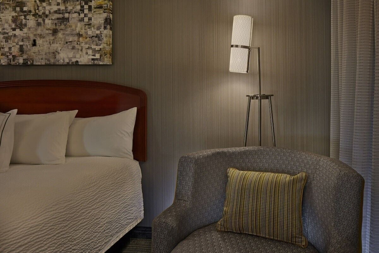 Bedroom 3, Courtyard by Marriott Boston Norwood/Canton, Norfolk