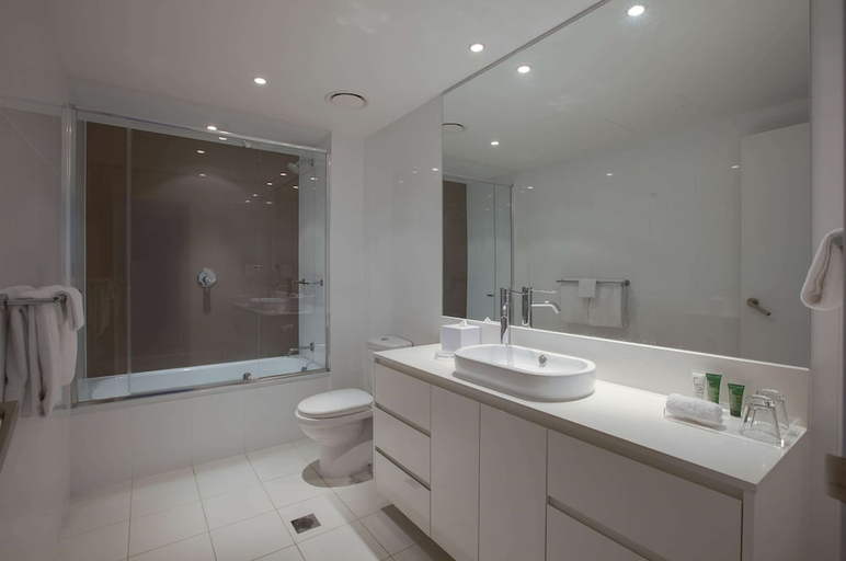 Bathroom 5, Hilton Surfers Paradise Residences, Gold Coast