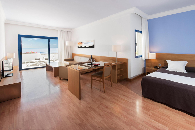 Bedroom 4, TUI BLUE Suite Princess - Adults Only - All inclusive, Las Palmas
