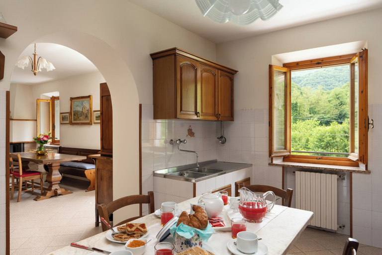 Private kitchen 3, Villa la Fornace, Florence