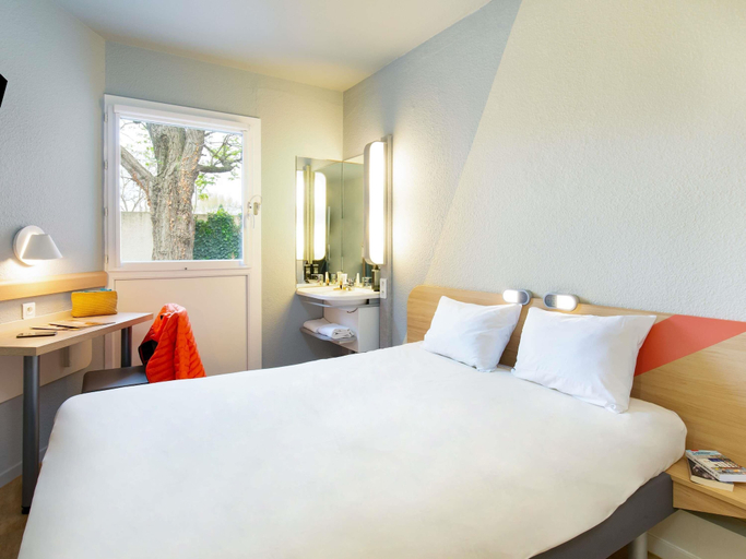 Bedroom 3, ibis budget Cavaillon, Vaucluse