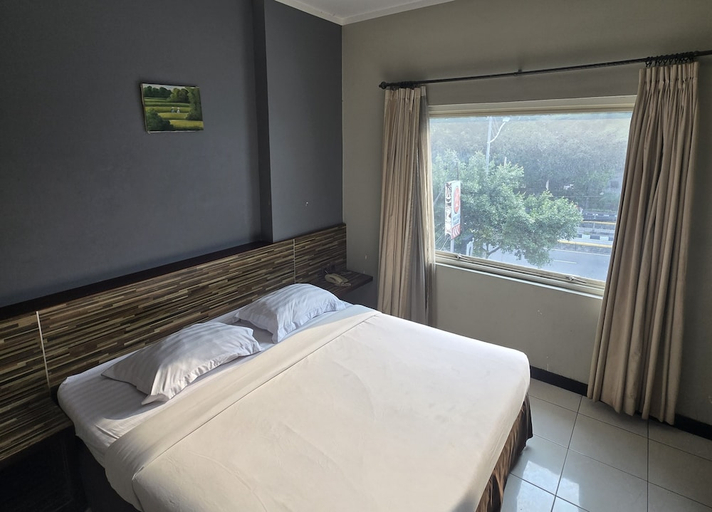 bedroom 19