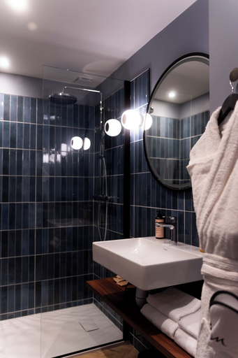 Bathroom 4, Mercure Paris Tour Eiffel Pont Mirabeau Hotel, Paris
