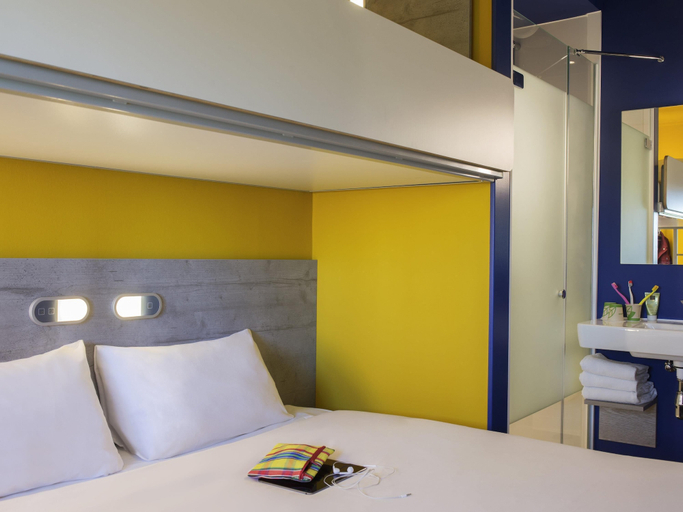 Bedroom 3, ibis budget Amsterdam Airport, Haarlemmermeer