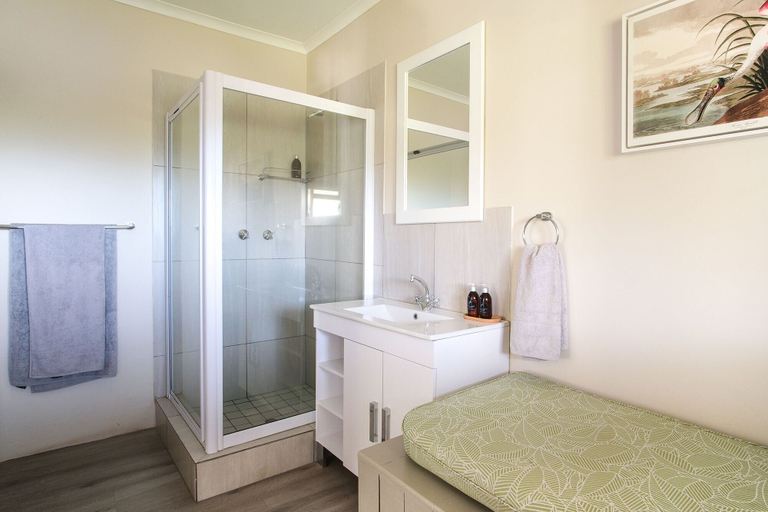 Bathroom 5, High Season Farm, Overberg