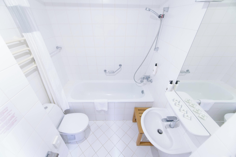 Bathroom 4, Regina Hotel, Druskininkų