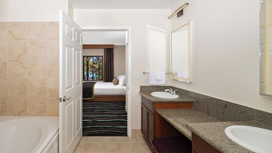 Bathroom 5, Tahiti Village Resort & Spa, Clark