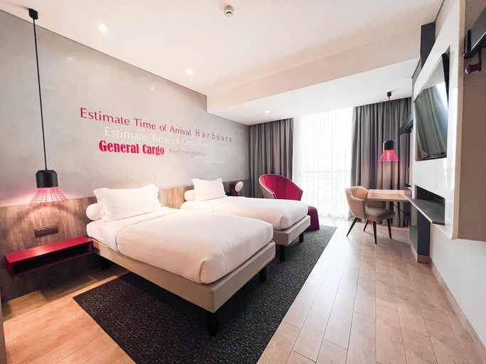 bedroom 8