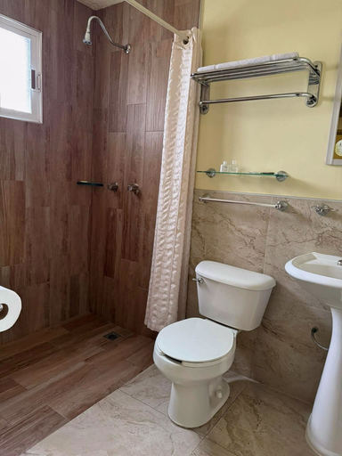 Bathroom 4, Hotel Santa Fe, Juárez
