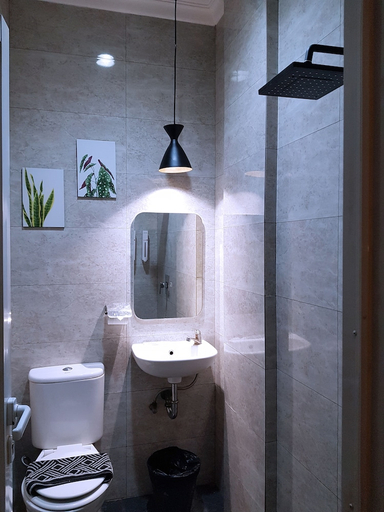 bathroom 23