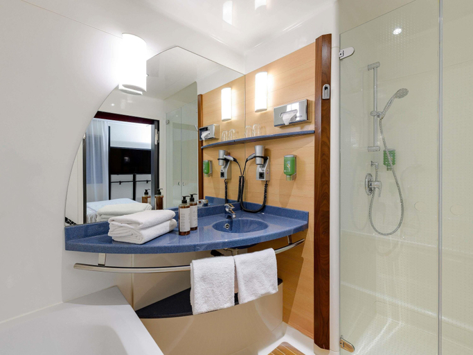Bathroom 4, Novotel Suites Munich Parkstadt Schwabing, München