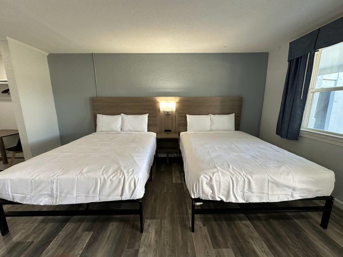Bedroom 3, Suburban Studios Newport News – Hampton, Newport News