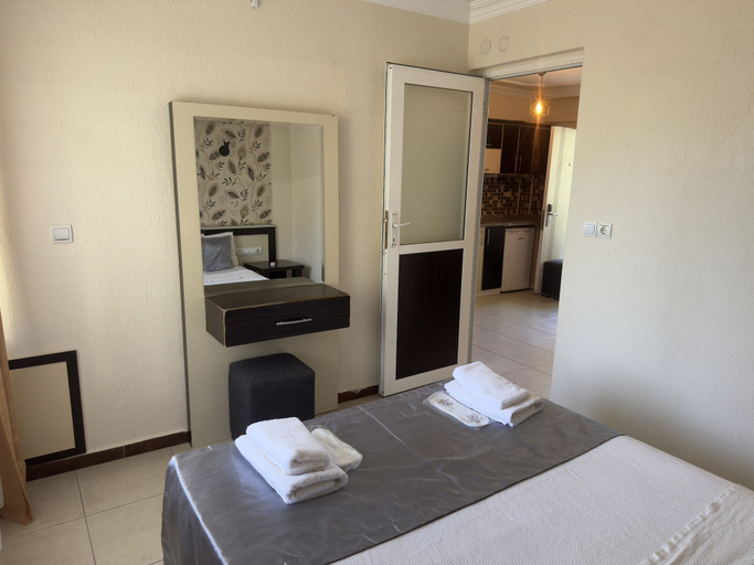 Bedroom 5, Reis Thermal Otel, Akköy
