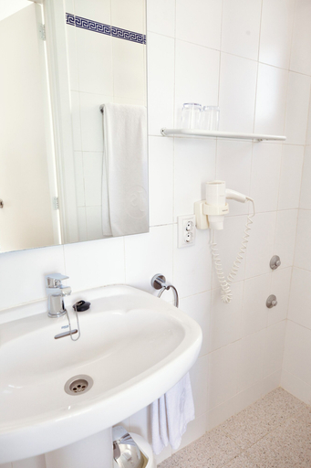 Bathroom 5, Hotel JS Horitzo, Baleares